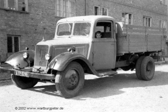 LKW 1 mit Kindern