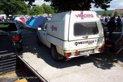 Ein v�llig lieblos vergammelter Wartburg Trans, soviel Rost, eine Schande!
