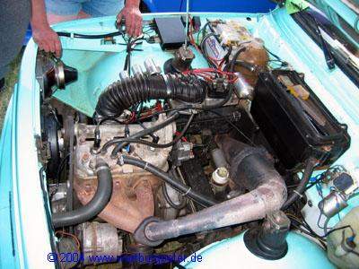 2-Takt-Wartburgmotor mit Einspritzanlage vom Golf